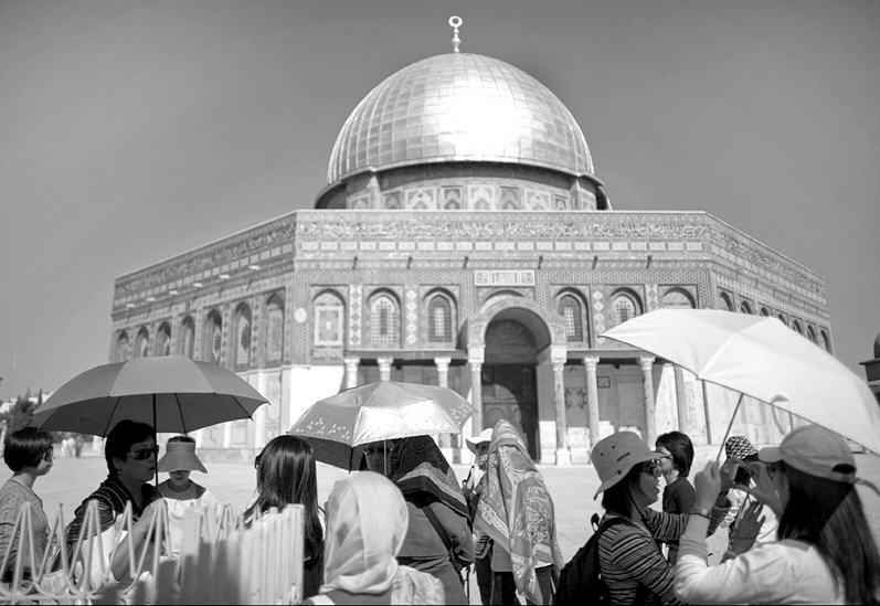 http://www.express.com.pk/images/NP_LHE/20091027/Sub_Images/1100750928-1.jpg